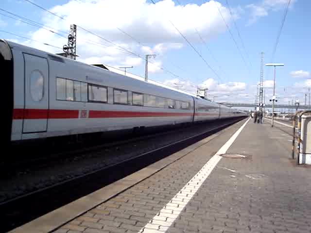 ICE 1 Ingolstadt Hbf.ogg