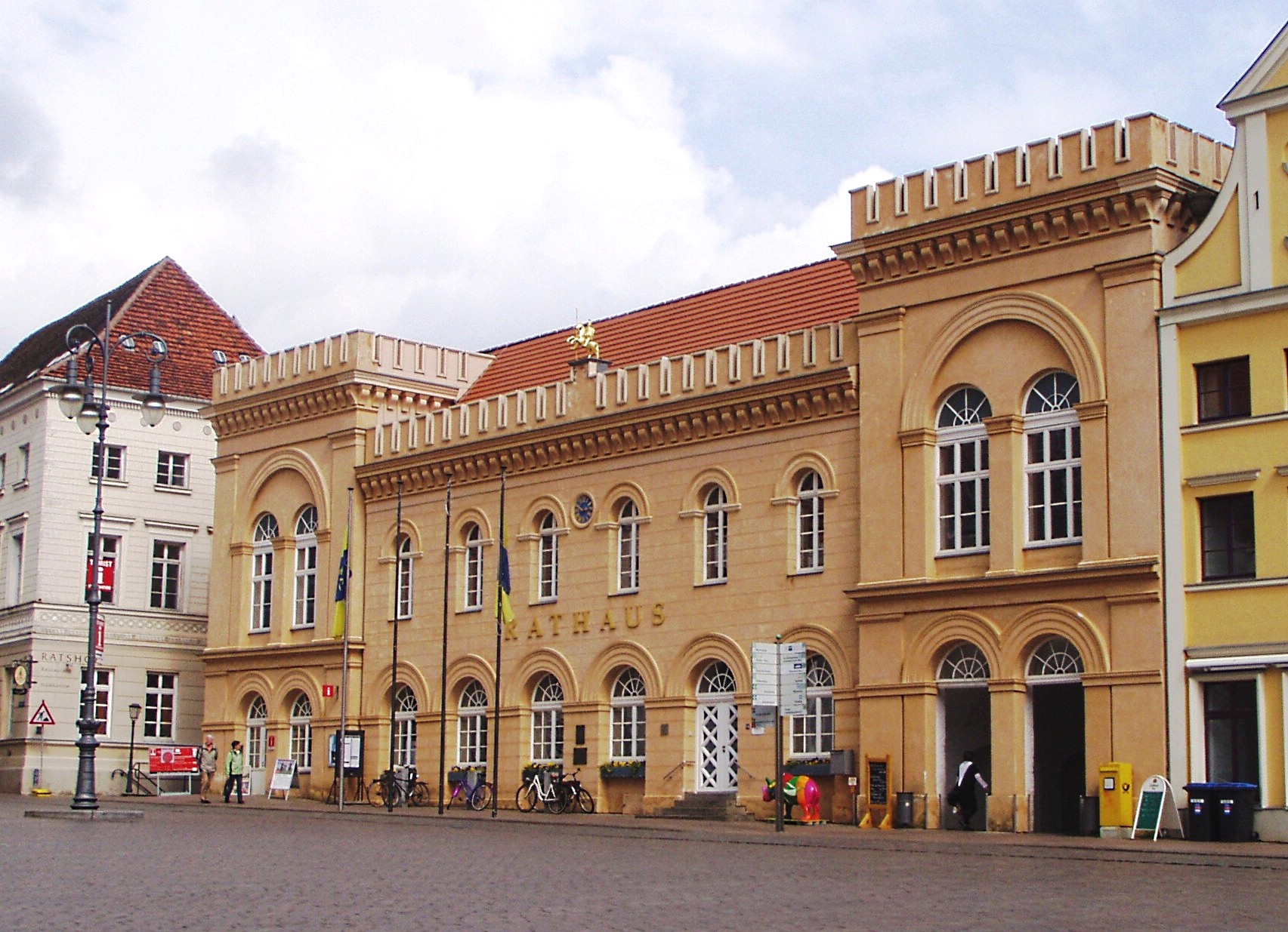 Säulengebäude Schwerin