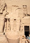 Großer Tempel (Abu Simbel) 12a.jpg