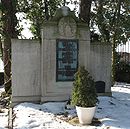 Grave 1 Stubenrauch Genshagen.JPG