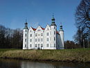 Schloss Ahrensburg von Südosten.JPG