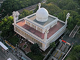 Kowloon Masjid and Islamic Centre from East 2.jpg