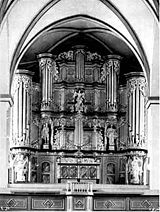 Orgel Magdeburg.jpg