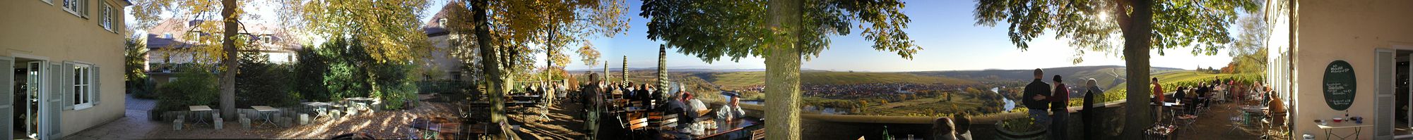 Rundblick von der Vogelsburg