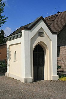 Düren-Derichsweiler Denkmal-Nr. 7-002, Martinusplatz (461).jpg