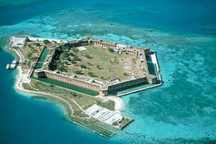 Fort Jefferson auf einer Insel im Park