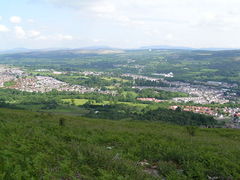 Blick auf Aberdare, von der Straße nach Ferndale aus gesehen