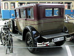 MHV Adler Standard 6S 1928 02.jpg