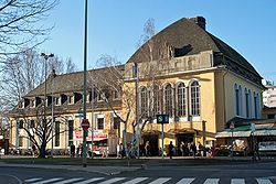 Bahnhof Frankfurt-Hoechst.jpg