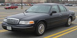 Ford Crown Victoria (1997–2003)