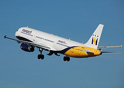 Ein Airbus A321-200 der Monarch