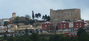 Kirche und Burg von El Papiol