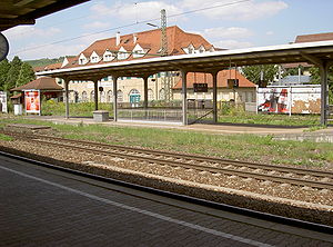 Bahnhof Obertürkheim.jpg