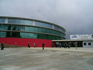 Der Eingang der EWE-Arena in Oldenburg