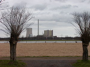 Kraftwerk Heyden von Petershagen aus gesehen