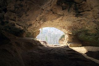 Vindija cave.jpg