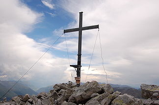 Gipfelkreuz des Almerhorns