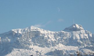 Kamor links und Hoher Kasten von Appenzell gesehen