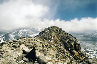 Blick vom argentinischen auf den chilenischen Gipfel