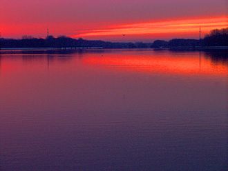 Der Baggersee bei Sonnenuntergang