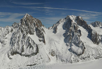 Col du Chardonnet zwischen Aiguille du Chardonnet (links) und Aiguille d’Argentière