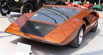 Lancia Stratos 1970 schräg.JPG