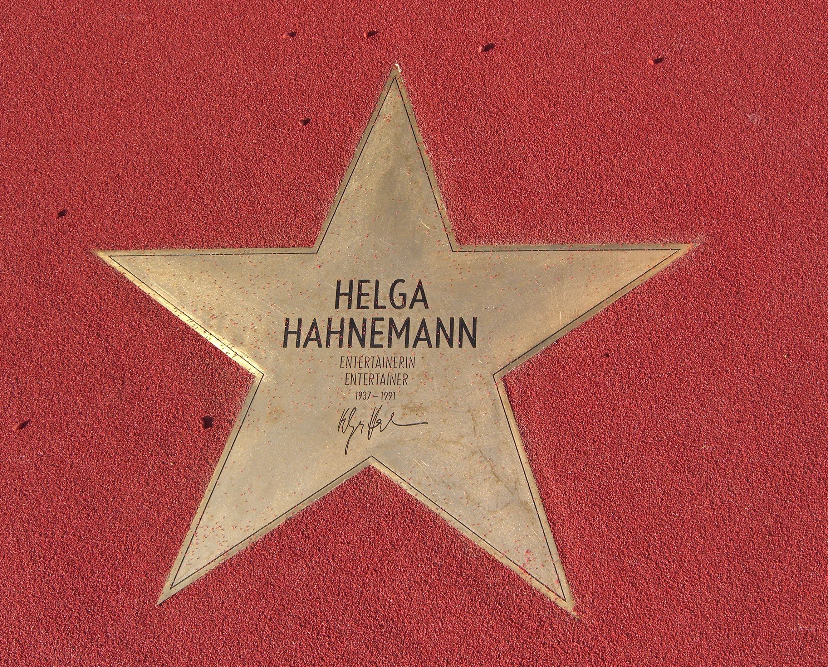 Helga Hahnemann Helga Hahnemann