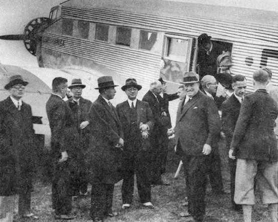 http://de.academic.ru/pictures/dewiki/74/Junkers_1933.jpg