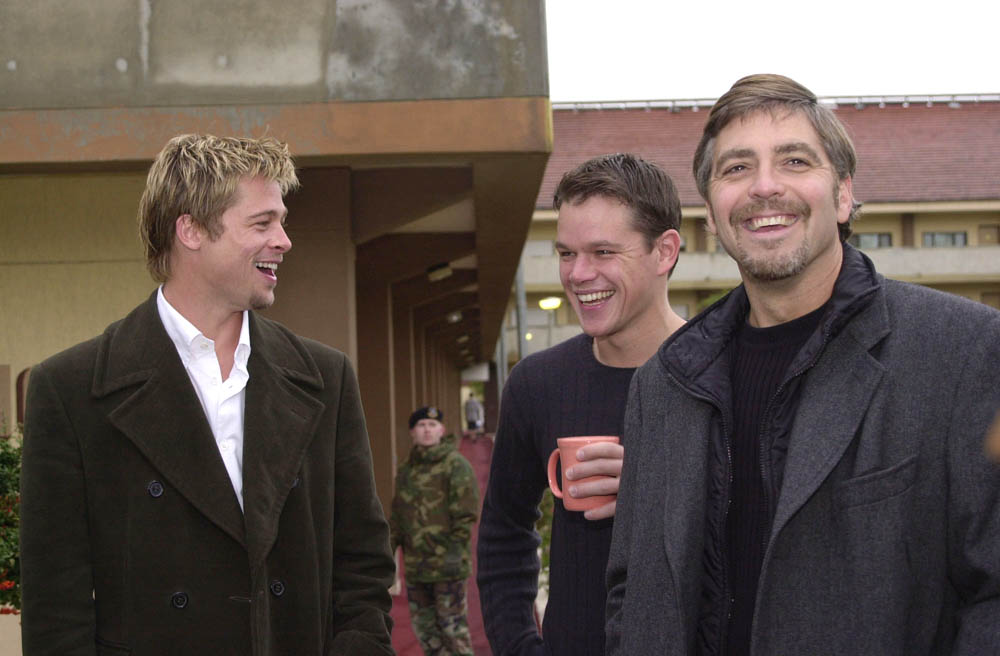 brad pitt george clooney. Die drei Hauptdarsteller Brad Pitt, Matt Damon und George Clooney (v. l.)