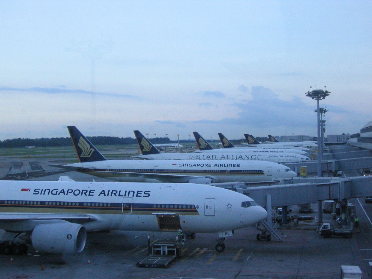 [Interview] Singapore Airlines brand strategy goes back to the basics: Singapore Girl in focus