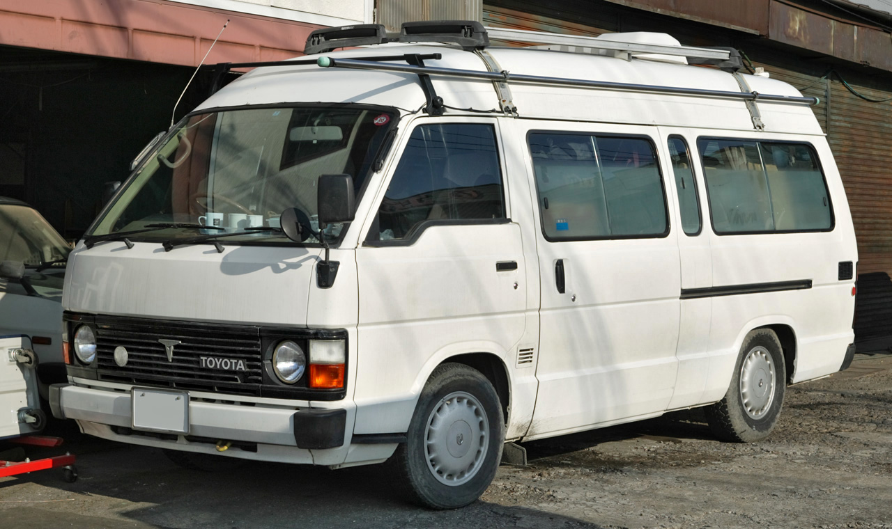 Toyota Hiace Житель пригородной зоны / Машина скорой помощи / Ван