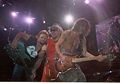 Van Halen 2004 während ihrer Wiedervereinigung, v.l.n.r.: Michael Anthony, Sammy Hagar, Eddie Van Halen