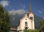 Kath. Pfarrkirche hl. Leonhard mit umgebendem Friedhof