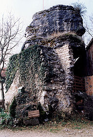 Burgstall Wolkenstein - Reste einer Mauer oder eines Turmes