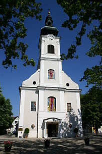 Die Pfarrkirche in Jennersdorf