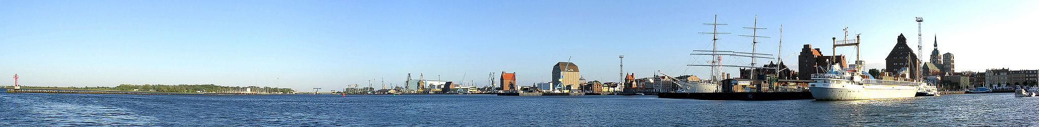 Panorama des Hafens