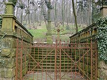 Halle (Westf.) - Waldgrabstätten 1.jpg