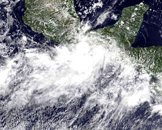 Tropische Tiefdruckgebiet Elf-E am 3. September vor der Küste Mexikos