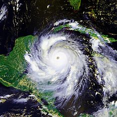 Hurrikan Dean erreicht die Halbinsel Yucatan