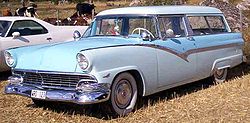 Ford Parklane Wagon (1956)