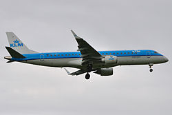 Eine Embraer 190 der KLM cityhopper