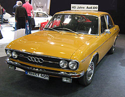 Audi 100 Viertürer (1968–1976)