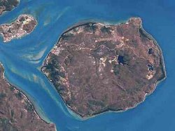Landsat-Bild von Horn Island (Bildmitte)