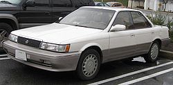 Lexus ES250 (baugleich mit Toyota Vista Limousine (1986–1990)