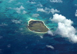 Luftaufnahme der Insel Lisianski
