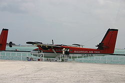 MAT Twin Otter am Flughafen Malé