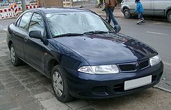 Mitsubishi Carisma Schrägheck (1995–1999)