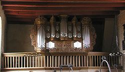 Pellworm alteKirche orgel MS P4140091a.JPG