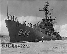 USS Mullinnix (DD-944)