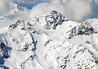 Monte Confinale von der Königspitze aus gesehen. Links Cima della Manzina